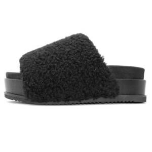 NEW ROAM women's fuzzy pailette slider in black